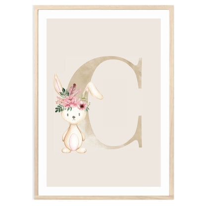 Kinderzimmerposter_Anfangsbuchstabe_beige_Hase_boho_C