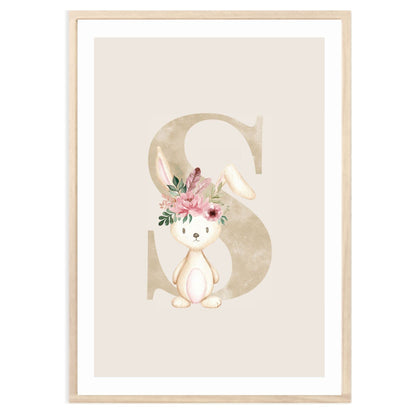 Kinderzimmerposter_Anfangsbuchstabe_beige_Hase_boho_S