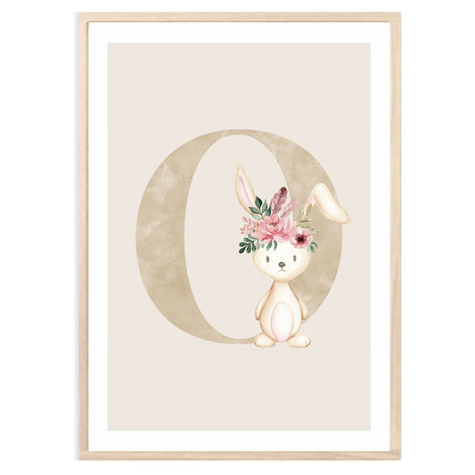 Kinderzimmerposter_Anfangsbuchstabe_beige_Hase_boho_O