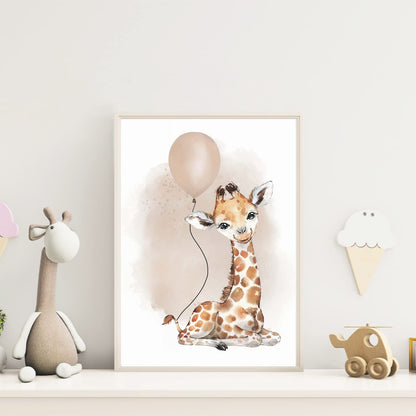 Kinderzimmerposter_Giraffe_Luftballon_Regenbogen_Spruch_beige