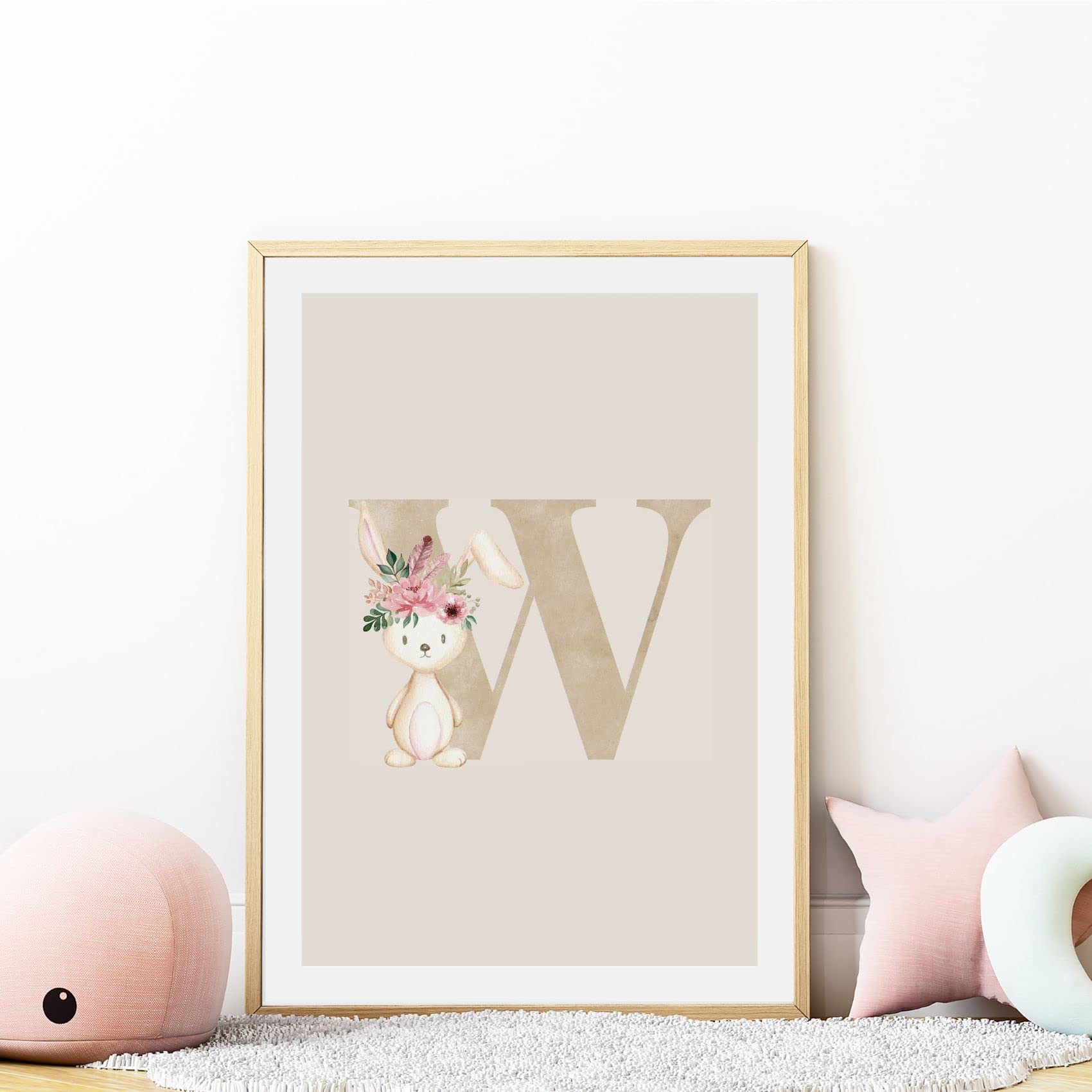 Kinderzimmerposter_Anfangsbuchstabe_beige_Hase_boho_W