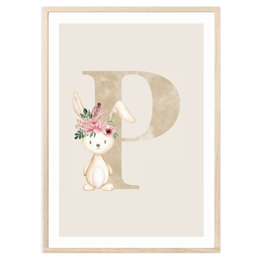 Kinderzimmerposter_Anfangsbuchstabe_beige_Hase_boho_P