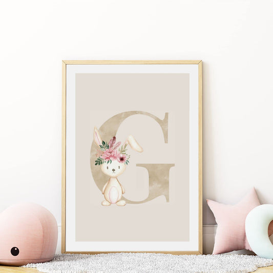 Kinderzimmerposter_Anfangsbuchstabe_beige_Hase_boho_G