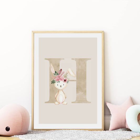 Kinderzimmerposter_Anfangsbuchstabe_beige_Hase_boho_H